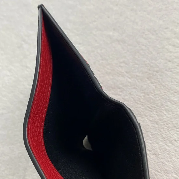 Tom Ford Full Grain Pebbled Calf Leather Bifold Cardholder (Black/Dark Red) - Picture 12 of 16